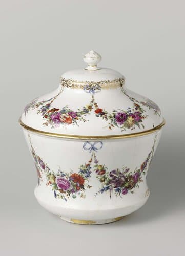 Punchkom, beschilderd met bloemguirlandes by Manufacture Oud-Loosdrecht