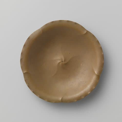 Schaal van messing met vijflobbig spiraalornament by Frans Zwollo (I)
