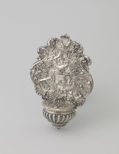 Wijwaterbak van zilver, versierd met de Arma Christi by Johann Philipp Stenglin (I)