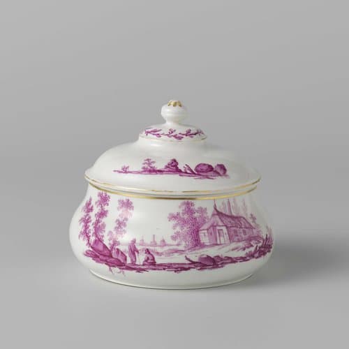 Tabakspot, beschilderd met figuren in een landschap met boerderij by Manufacture Oud-Loosdrecht