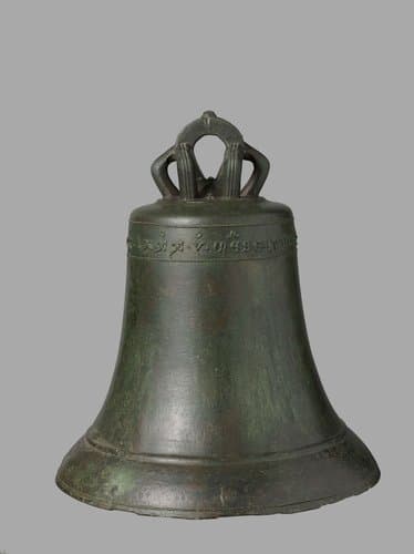 Bell by Christianus