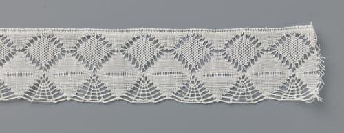 Strook kloskant met spinneweb by Wilhelmina Cornelia Schutten-Putters
