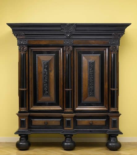 Kast by anonymous