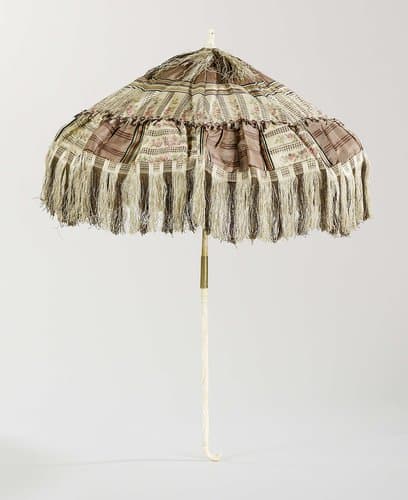 Carriage parasol by anonymous