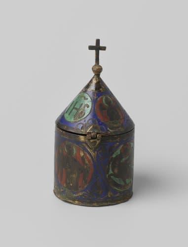 Pixis van koper met email, met de vier evangelistensymbolen by anonymous