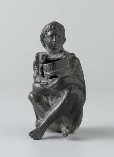 Zittende knaap met vat by Unknown Artist