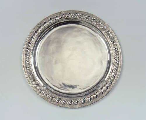 Blad van zilver met versierde rand by anonymous