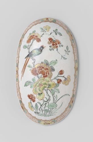 Borstelrug van veelkleurig beschilderde faïence by anonymous
