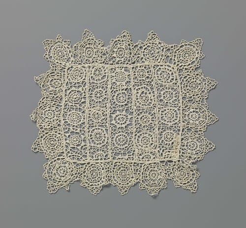 Palladoek van naaldkant met geometrische motieven en spitse punten by anonymous