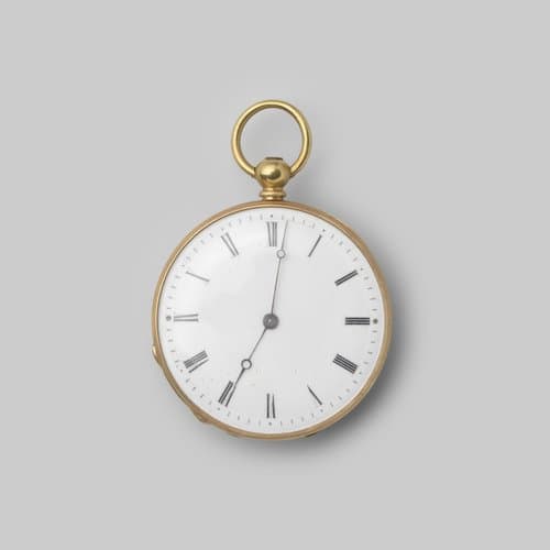 Horloge van goud met witte geëmailleerde wijzerplaat by anonymous