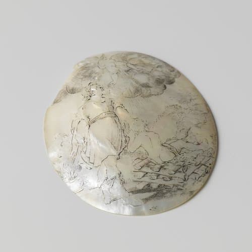 Plaquette van oesterschelp by Jean Bellekin