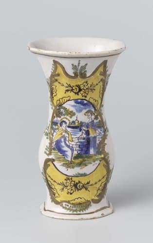 vaas van faience by De Vergulde Blompot