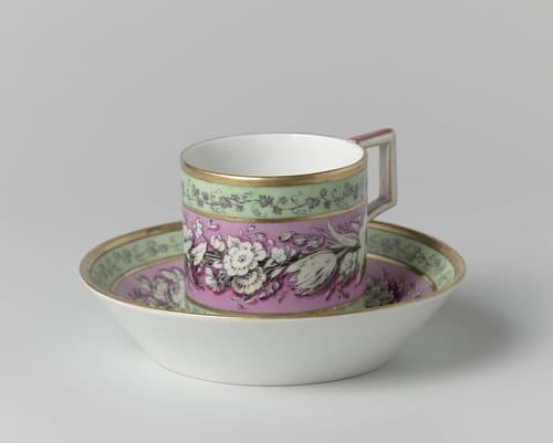 Cup and saucer with flower sprays and grapevines by Königliche Porzellan Manufaktur