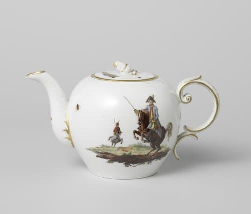 Theepot by Porceleinfabriek aan den Amstel