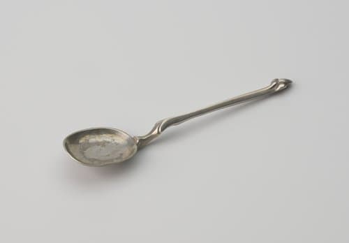 Lepel van zilver met gedreven bak by anonymous
