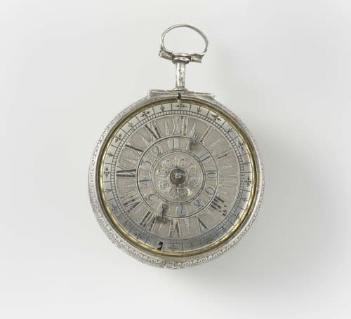 Zakhorloge met ajour bewerkte buitenkast by Pieter Klock