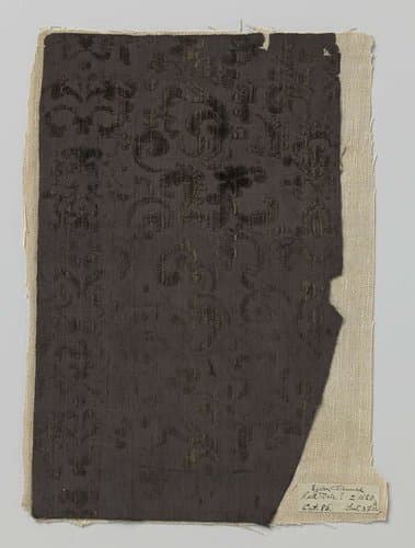 Fragment zijde reliëffluweel by Unknown Artist