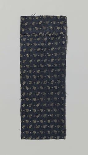 Fragment oosterse textiel by Unknown Artist