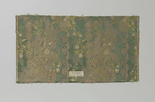Fragment veelkleurige gebrocheerde zijde by anonymous