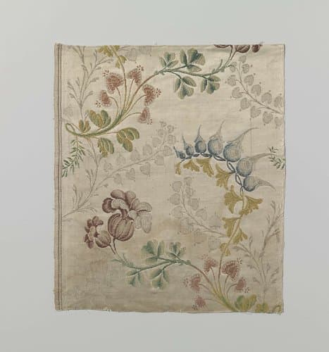 Fragment veelkleurig zijdesatijn by Unknown Artist