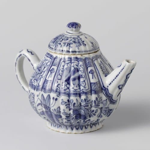 Theepot by anonymous