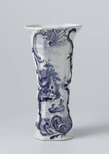 Vaas van faience by anonymous