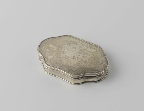 Snuifdoos van zilver by anonymous