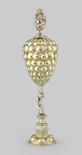 Druivenbeker van verguld zilver