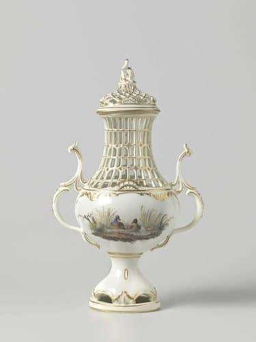 Group of vases by Porceleinfabriek aan den Amstel