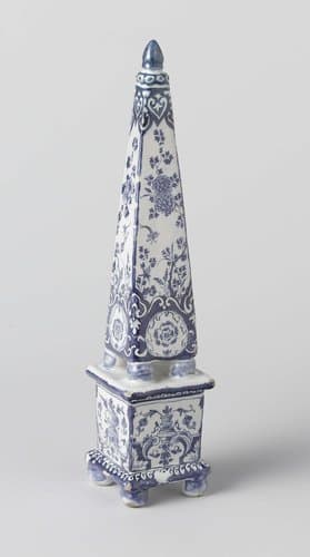 Obelisk by De Metaale Pot