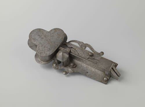 Slot met klavervormig dekblad by Unknown Artist