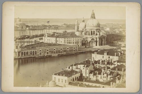 Gezicht op Venetië met de Santa Maria della Salute by anonymous
