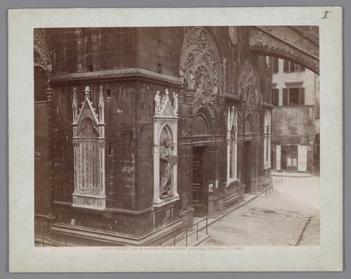 Westzijde van de Orsanmichele te Florence by Giacomo Brogi