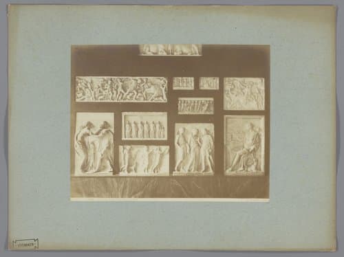 Basreliëfs in het Museo di Napoli te Napels by Giorgio Sommer