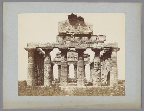 Vooraanzicht van de Tempel van Athena te Paestum by anonymous