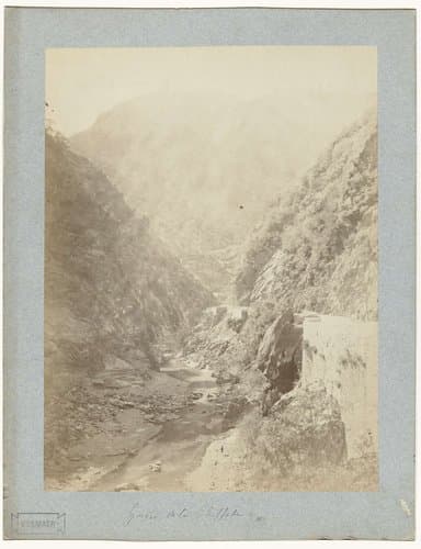 Bergkloof bij Chiffa by anonymous