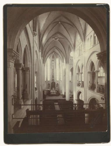 Interieur van een kerk