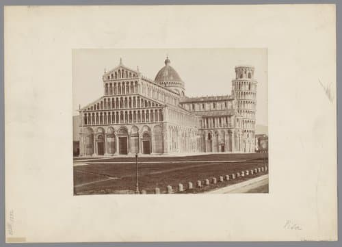 Pisa by Alfredo Noack