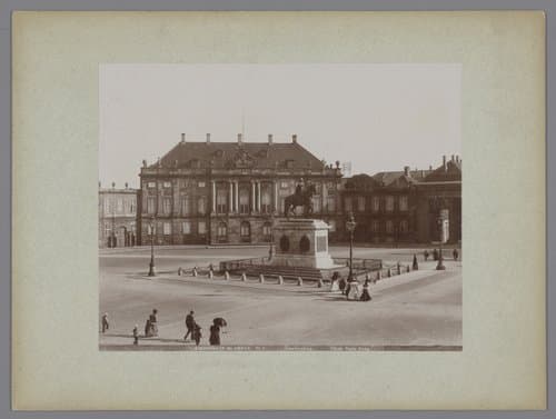 Amalienborg by anonymous; Vilhelm Trydes