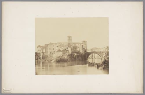 Gezicht op een stad aan een rivier te Italië by anonymous