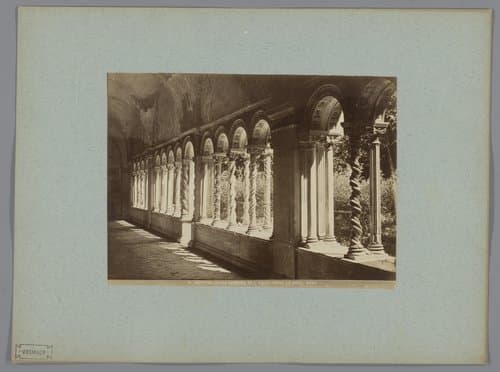 Kloostergang in de Sint-Paulus buiten de Muren te Rome by anonymous