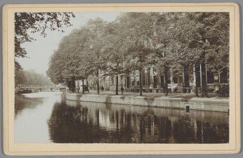 Gezicht op de Keizersgracht in Amsterdam by anonymous; Gebroeders Douwes