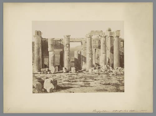 Propyleeën van de Akropolis van Athene by Dimitrios Constantin