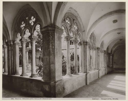 Kloostergang van het Dominicanenklooster te Dubrovnik