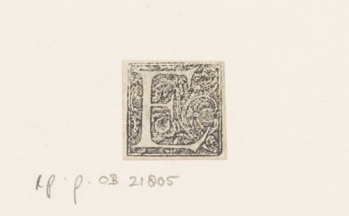 Letter E: rankenornament