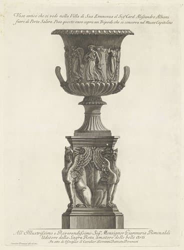 Vaas op voetstuk by Giovanni Battista Piranesi