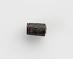 Bead, cylindrical by Unknown