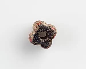 Bead four-lobed by Unknown