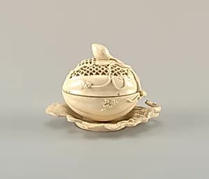 Bowl and cover by Unknown