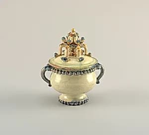 Bowl and lid by Unknown